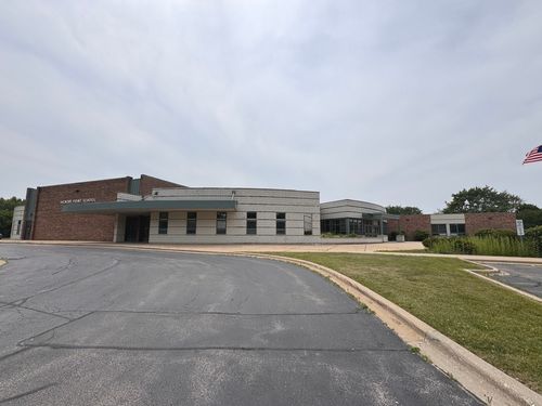 1820 Clover Rd, Northbrook, IL, 60062-5807 | Card Image