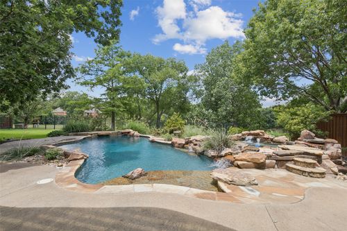 802 Dove Creek Trl, Southlake, TX, 76092-5111 | Card Image