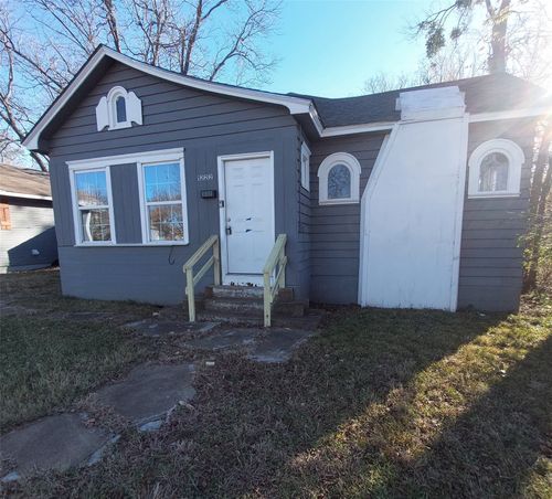 1222 W Morton St, Denison, TX, 75020-1808 | Card Image