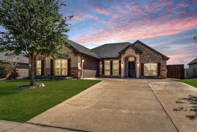 103 Abbey Road, House other with 4 bedrooms, 2 bathrooms and null parking in Waxahachie TX | Image 2