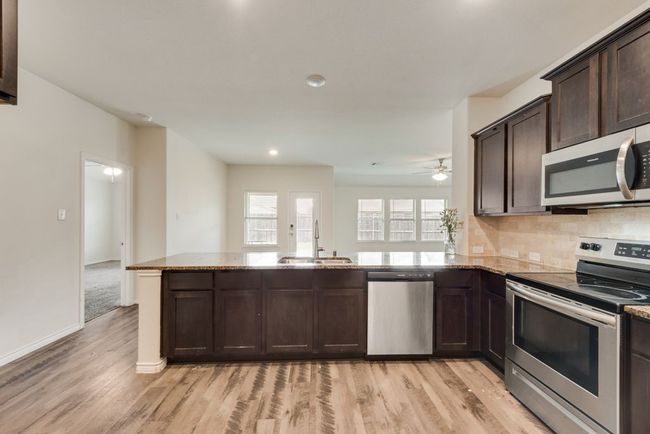 112 Lazy Berry Way, House other with 4 bedrooms, 2 bathrooms and null parking in Royse City TX | Image 5