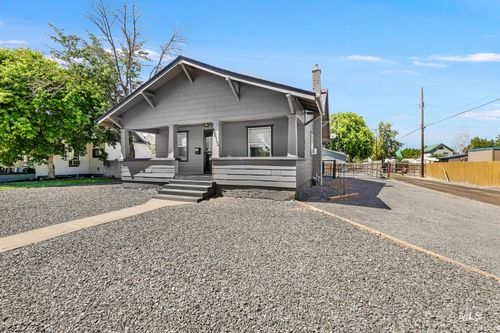 1215 4th Ave E, Twin Falls, ID, 83301-7219 | Card Image