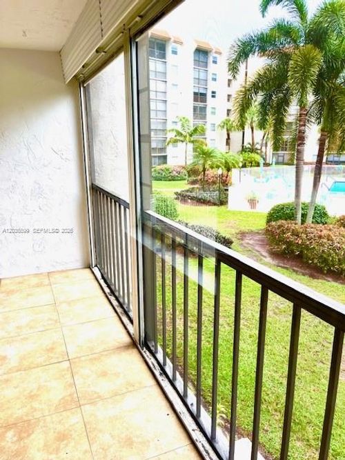 204c-3920 Inverrary Blvd, Lauderhill, FL, 33319-4302 | Card Image