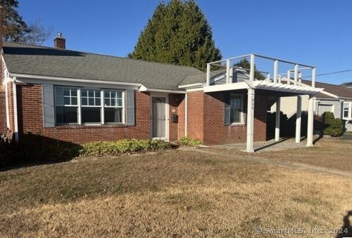 855 Pequot Ave, New London, CT, 06320-4216 | Card Image