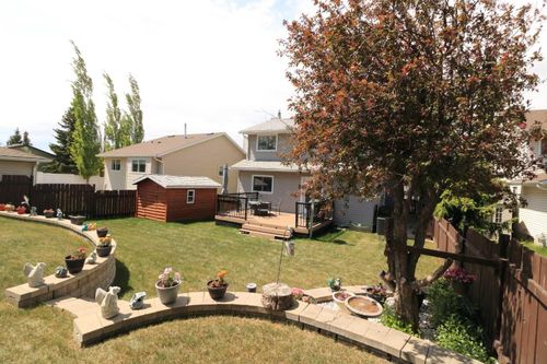 8 Meadow Pl Se, Airdrie, AB, T4A1W4 | Card Image