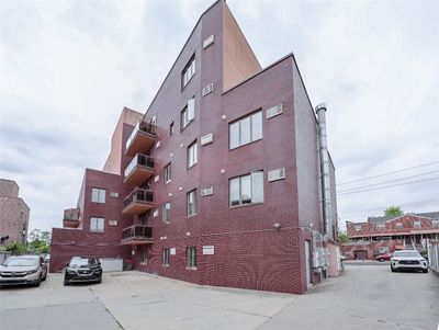 2B - 8895 26th Avenue, Condo with 2 bedrooms, 2 bathrooms and null parking in Brooklyn NY | Image 1