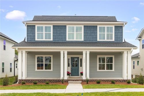 1640 Cross Village Ave, Kernersville, NC, 27284-4245 | Card Image
