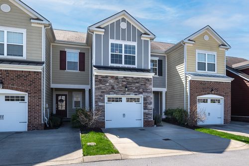 105 Dursley Ln, Spring Hill, TN, 37174-1128 | Card Image