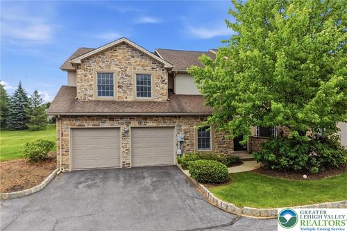 13 Tamarack Ct, Forks Twp, PA, 18040-8370 | Card Image