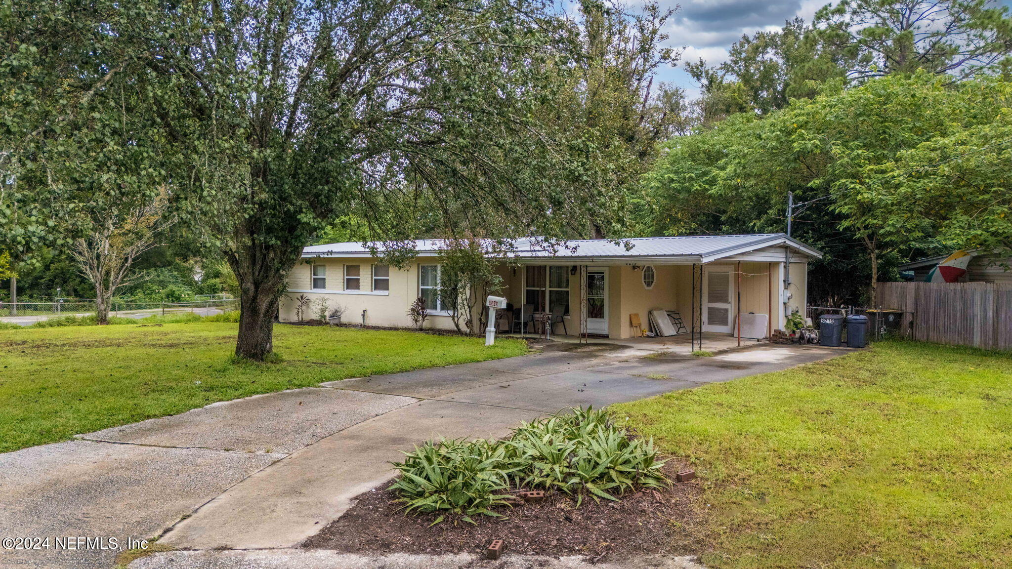 Joffre Dr, Jacksonville, FL 32210