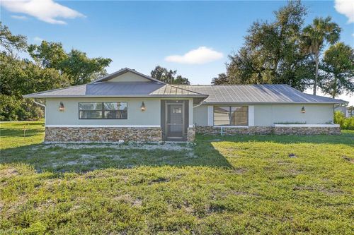 10735 Clementine Pl, North Fort Myers, FL, 33917-3747 | Card Image