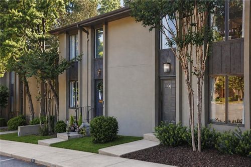 91 Ivy Trl Ne, Atlanta, GA, 30342-4244 | Card Image
