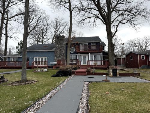 2454 Oakwood Drive, Hillsdale, MI, 49242 | Card Image