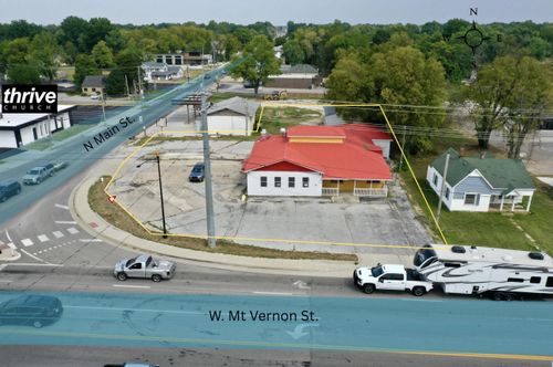 103 E Mount Vernon St, Nixa, MO, 65714-9193 | Card Image