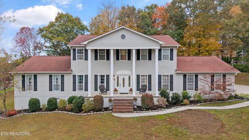 1200 Farrington Dr, Knoxville, TN, 37923-6817 | Card Image