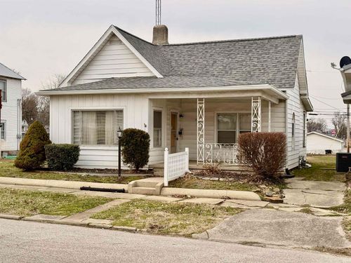 321 Se 7th St, Washington, IN, 47501-3609 | Card Image