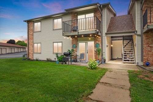 11517131 Armada Dr, Germantown, WI, 53022-3219 | Card Image