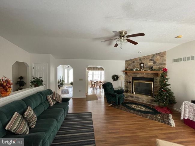 4645 Lower Knobley Rd, House other with 4 bedrooms, 4 bathrooms and null parking in MAYSVILLE WV | Image 21