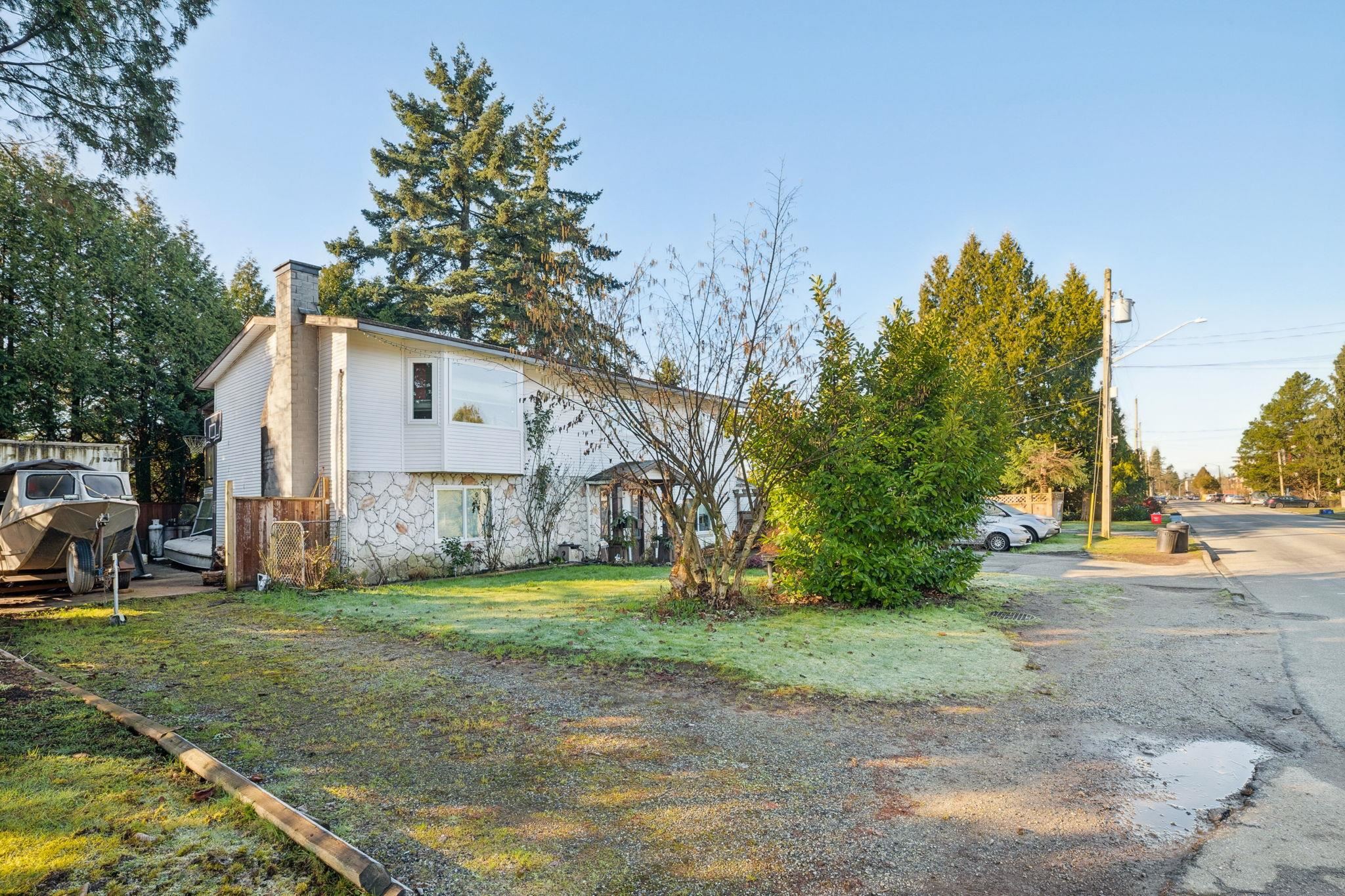 Residential in Maple Ridge 2