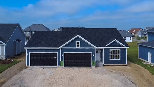 930 Dawns End, Hampshire, IL, 60140-1213 | Card Image