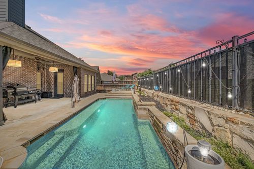 209 Thistle Rdg, Denton, TX, 76210-3290 | Card Image