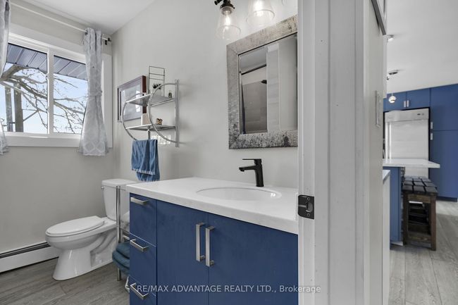 9755 Longwoods Rd, House other with 5 bedrooms, 3 bathrooms and 4 parking in London ON | Image 25