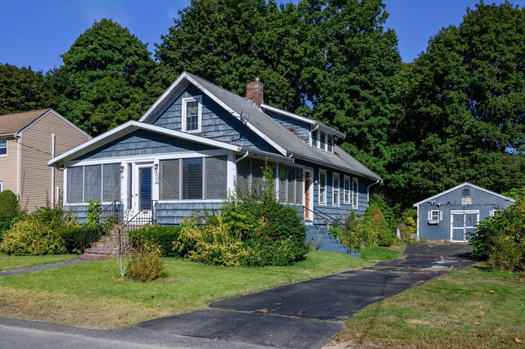 Crescent St, Rockland, MA 02370
