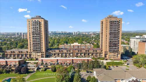 4-525 St Laurent Blvd, Ottawa, ON, K1K2Z9 | Card Image