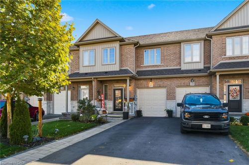 37 Fairgrounds Drive, Binbrook, ON, L0R1C0 | Card Image