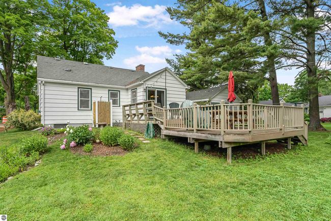 509 Spruce St, House other with 3 bedrooms, 1 bathrooms and null parking in Elk Rapids MI | Image 11