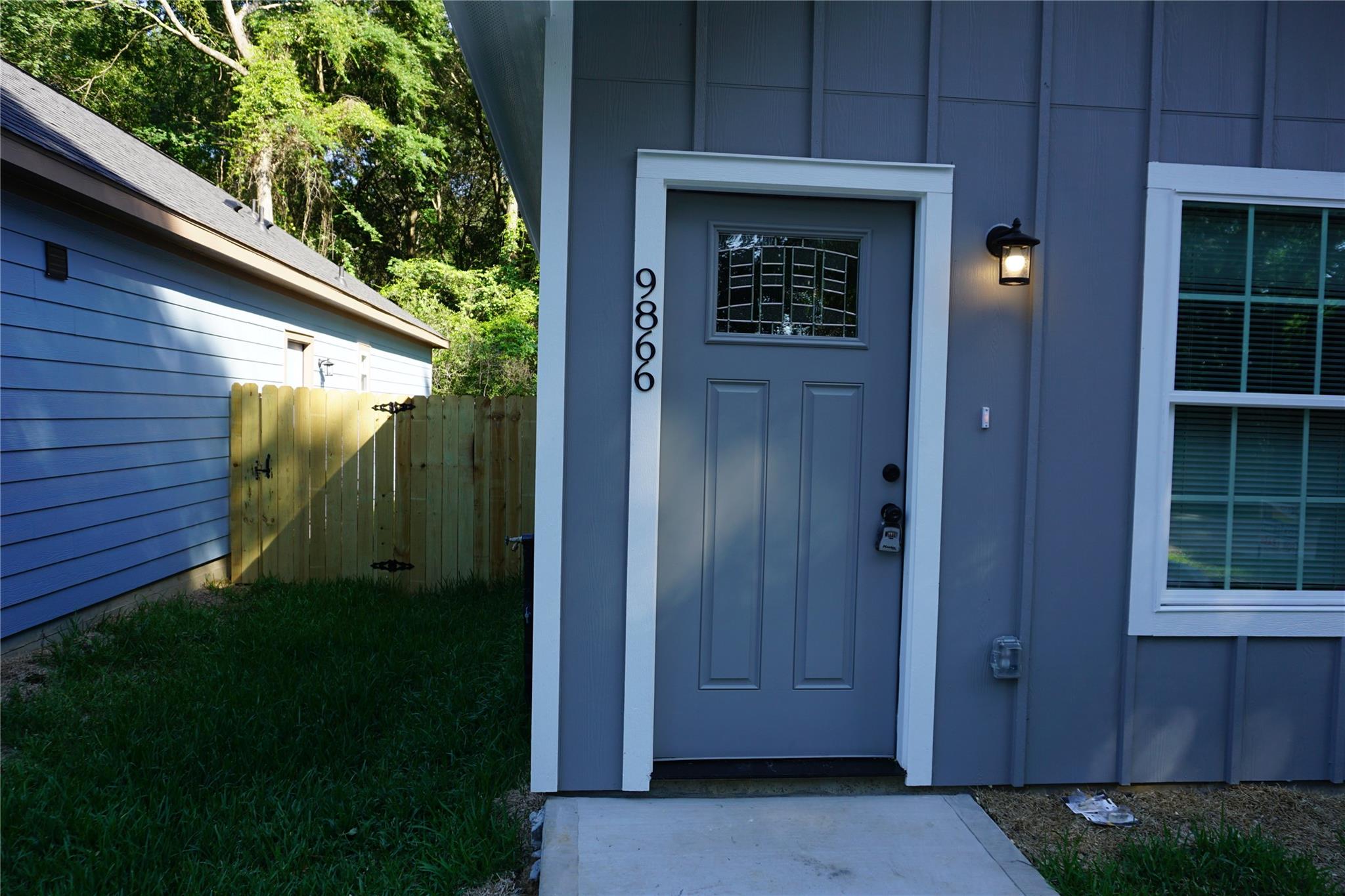 Residential Lease in Willis 2