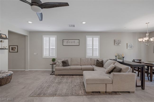 2827 Turnstone Ridge St, House other with 4 bedrooms, 3 bathrooms and null parking in Henderson NV | Image 8