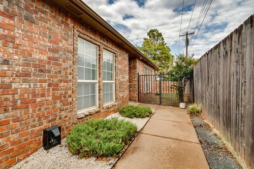 1601 Laurel Place, Edmond, OK, 73003 | Card Image