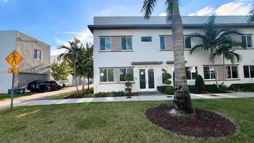 6612 Nw 103rd Pkwy, Doral, FL, 33178-3262 | Card Image