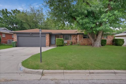 4304 Lynn Ter, North Richland Hills, TX, 76180-7328 | Card Image