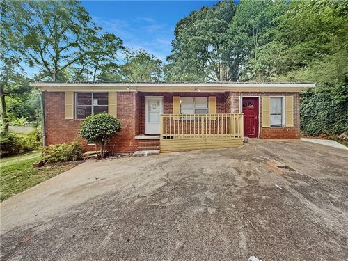 2228 Lee St, Gainesville, GA, 30504-4018 | Card Image