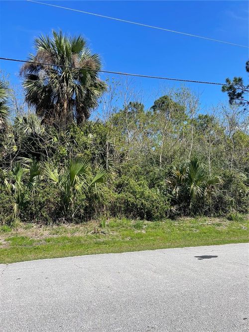112 Laramie Dr, Palm Coast, FL, 32137-9652 | Card Image