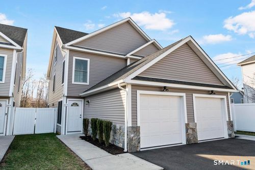 a-22 a Merritt Ave, Woodbridge, CT, 06525-2338 | Card Image