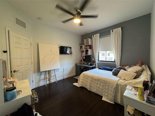 3445 W 92 Nd Pl, Townhouse with 3 bedrooms, 3 bathrooms and null parking in Hialeah FL | Image 15