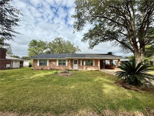 1402 Park St, Jonesville, LA, 71343-2747 | Card Image