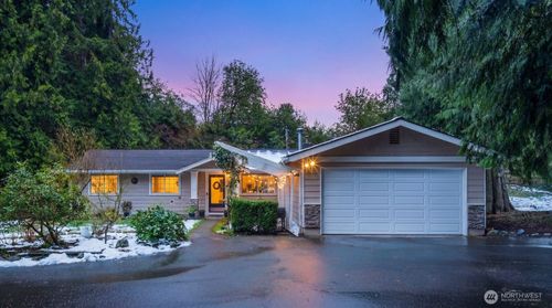 22828 Upper Dorre Don Way Se, Maple Valley, WA, 98038-8289 | Card Image