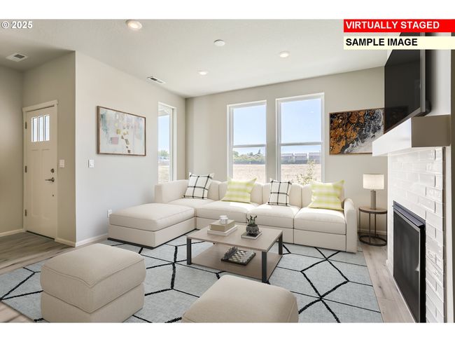 734 Pickering Ln, House other with 3 bedrooms, 3 bathrooms and 2 parking in Woodburn OR | Image 7