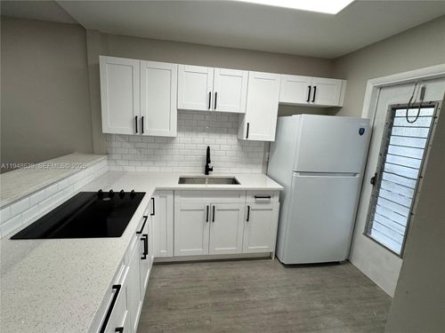 apt-104-1333 E Hallandale Beach Blvd, Hallandale Beach, FL, 33009-4601 | Card Image