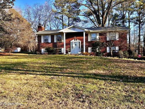 827 Goddard St, Alcoa, TN, 37701-1511 | Card Image