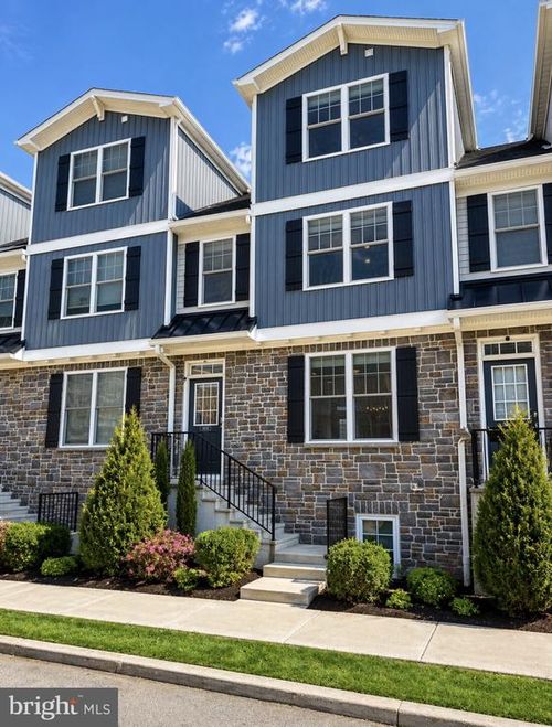 903A Spring Mill Avenue, CONSHOHOCKEN, PA, 19428 | Card Image