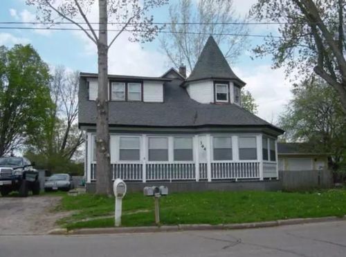364 W Church St, Ellsworth, WI, 54011-4119 | Card Image