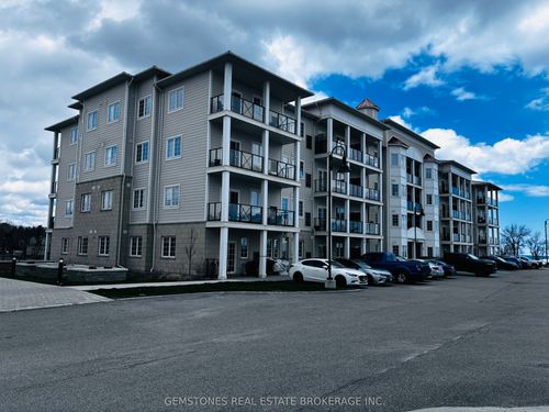 102-70 Shipway Avenue, Clarington, ON, L1B0V7 | Card Image