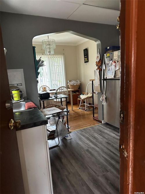 111-62 179th St, Addisleigh Park, NY, 11433-4124 | Card Image