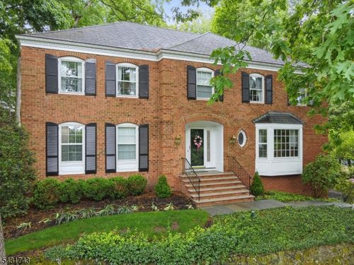 47 Lisa Dr, Chatham Twp, NJ, 07928-1009 | Card Image