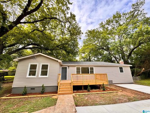 2433 21st St N, HUEYTOWN, AL, 35023-3207 | Card Image